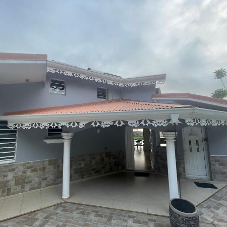 Les Appart Villa Sunbay Caraibes Avec Piscine Privative Vue Mer Et Montagne Le François Exteriér fotografie