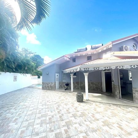 Les Appart Villa Sunbay Caraibes Avec Piscine Privative Vue Mer Et Montagne Le François Exteriér fotografie