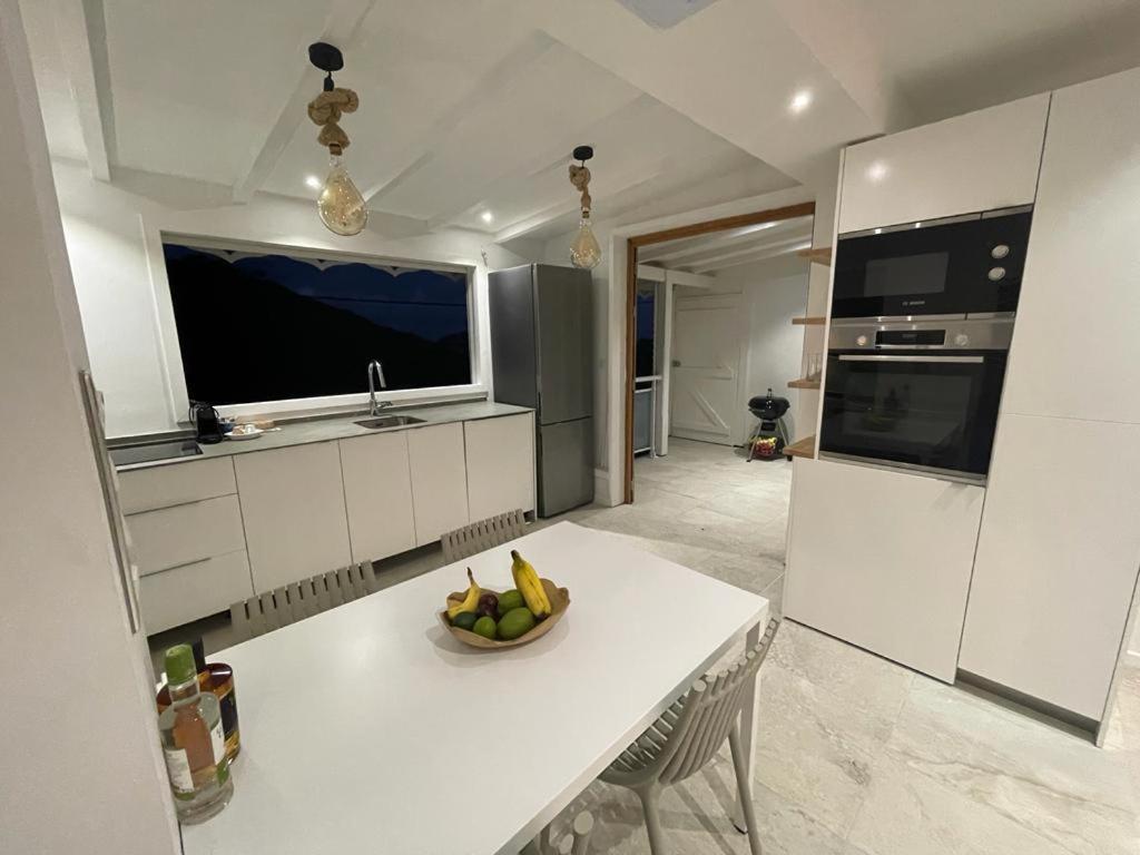 Les Appart Villa Sunbay Caraibes Avec Piscine Privative Vue Mer Et Montagne Le François Exteriér fotografie