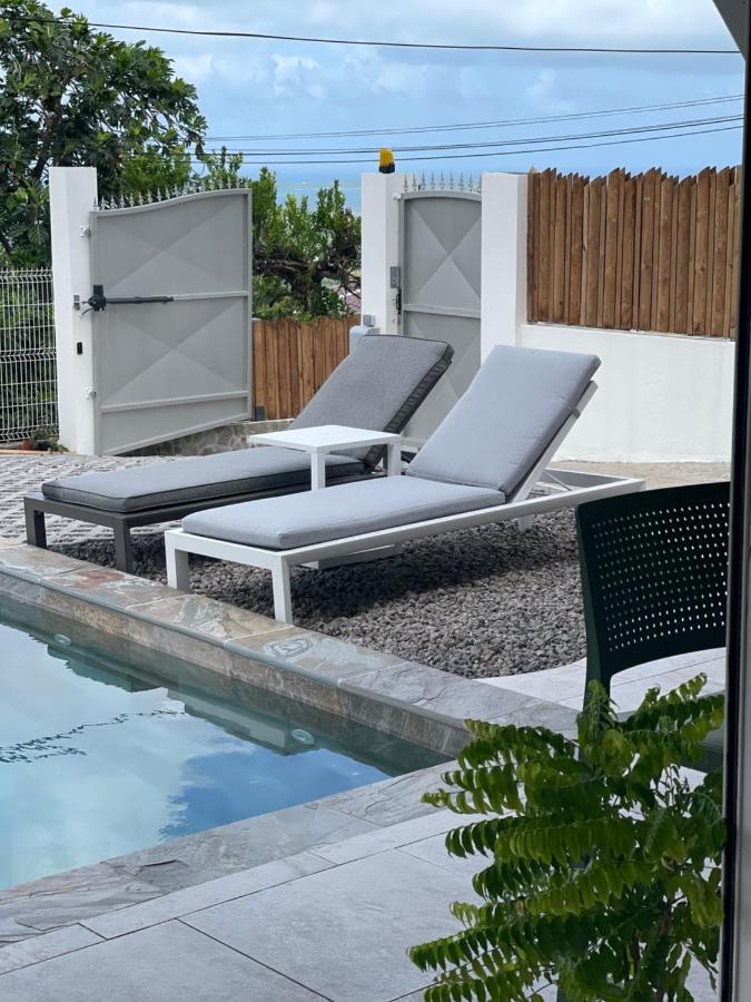 Les Appart Villa Sunbay Caraibes Avec Piscine Privative Vue Mer Et Montagne Le François Exteriér fotografie